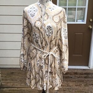 H&M Tan and Black Graphic Long Ballon Sleeve Dress